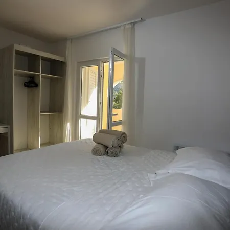 Ana House Hvar *
